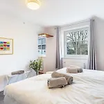 Schmallenberger Mauerbluemchen Apartment *
